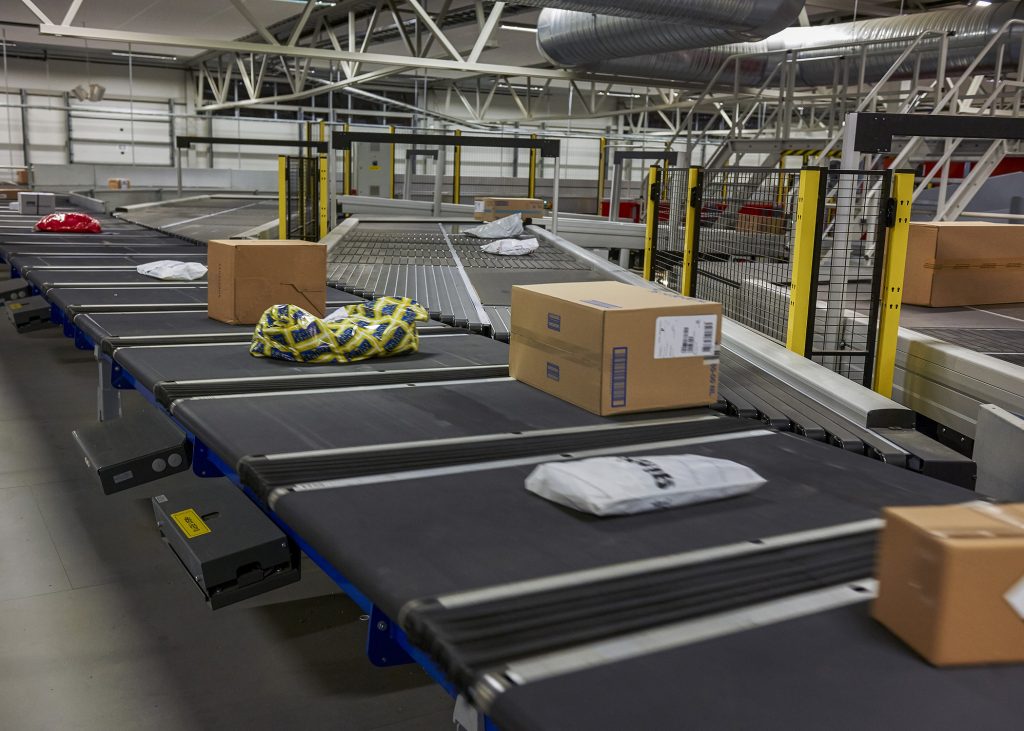  Mehr als 800.000 Pakete sollen mit der hochautomatisierten Beumer Lösung täglich bearbeitet werden können.