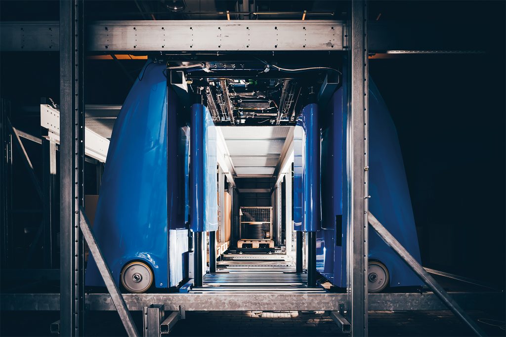  Das in bestehende Hallen integrierbare Paletten-Shuttle-Lager Volume Wave kann als Kommissioniermaschine, Sequenzer oder Urban Warehouse bzw. Micro-Hub genutzt werden.